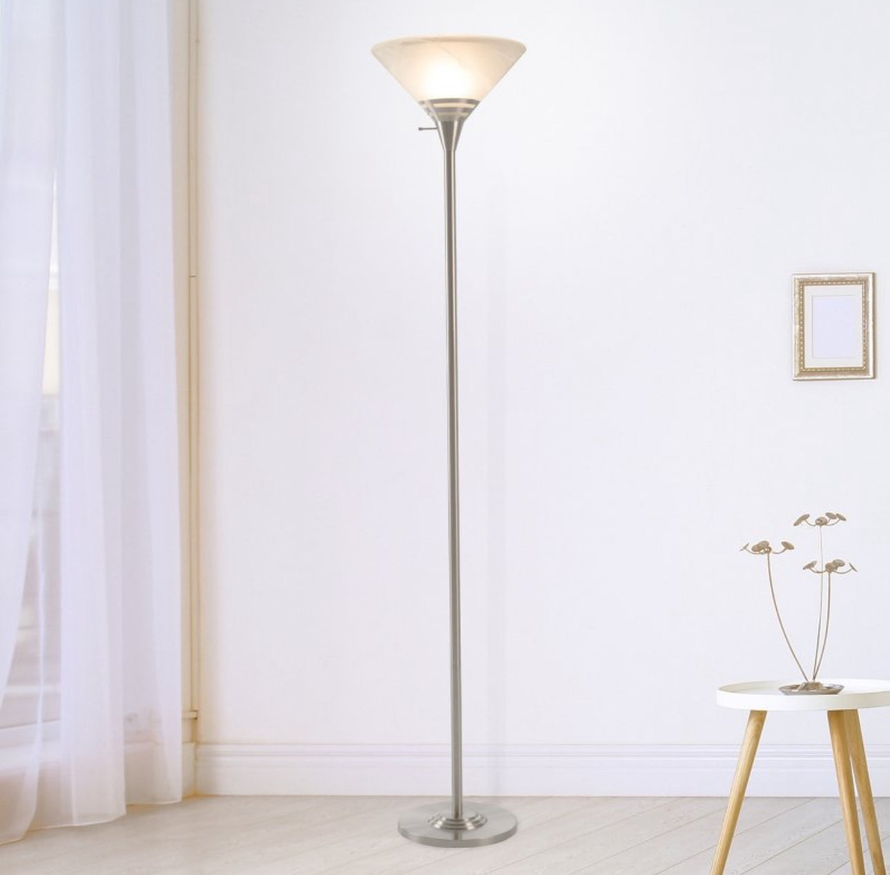 Floor lamp